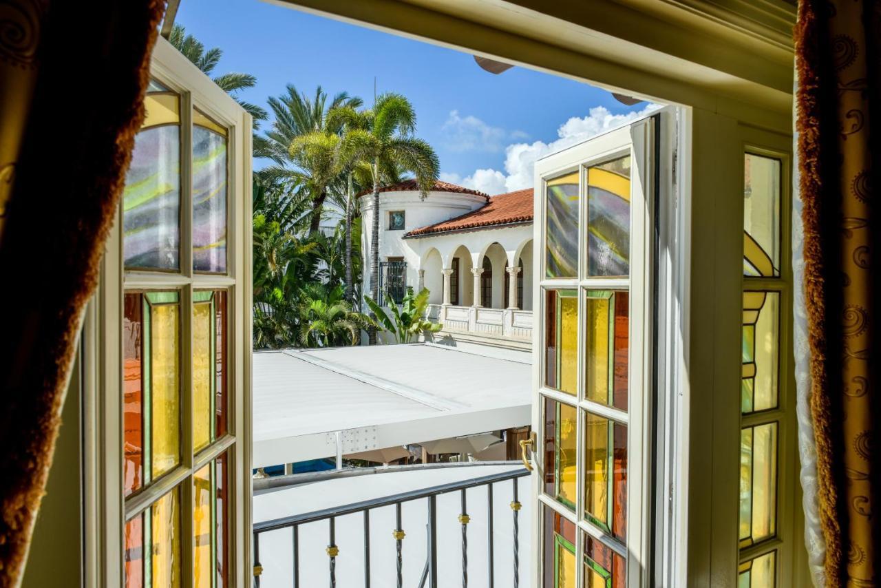 The Villa Casa Casuarina Маями Бийч Екстериор снимка