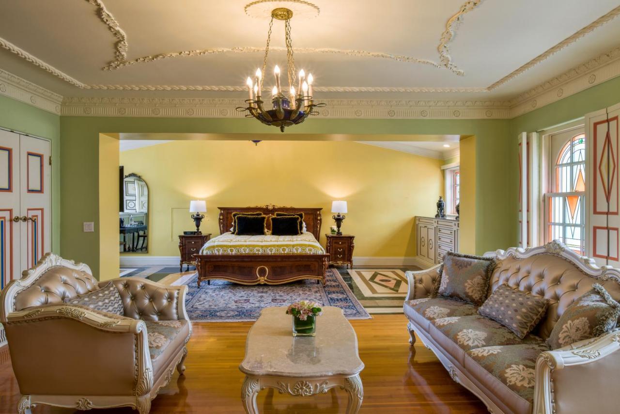 The Villa Casa Casuarina Маями Бийч Екстериор снимка