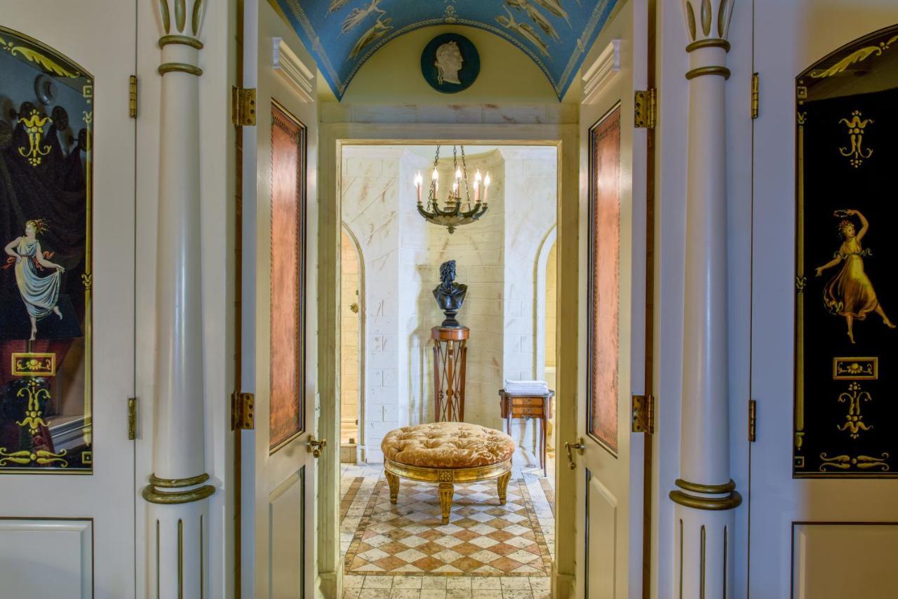 The Villa Casa Casuarina Маями Бийч Екстериор снимка