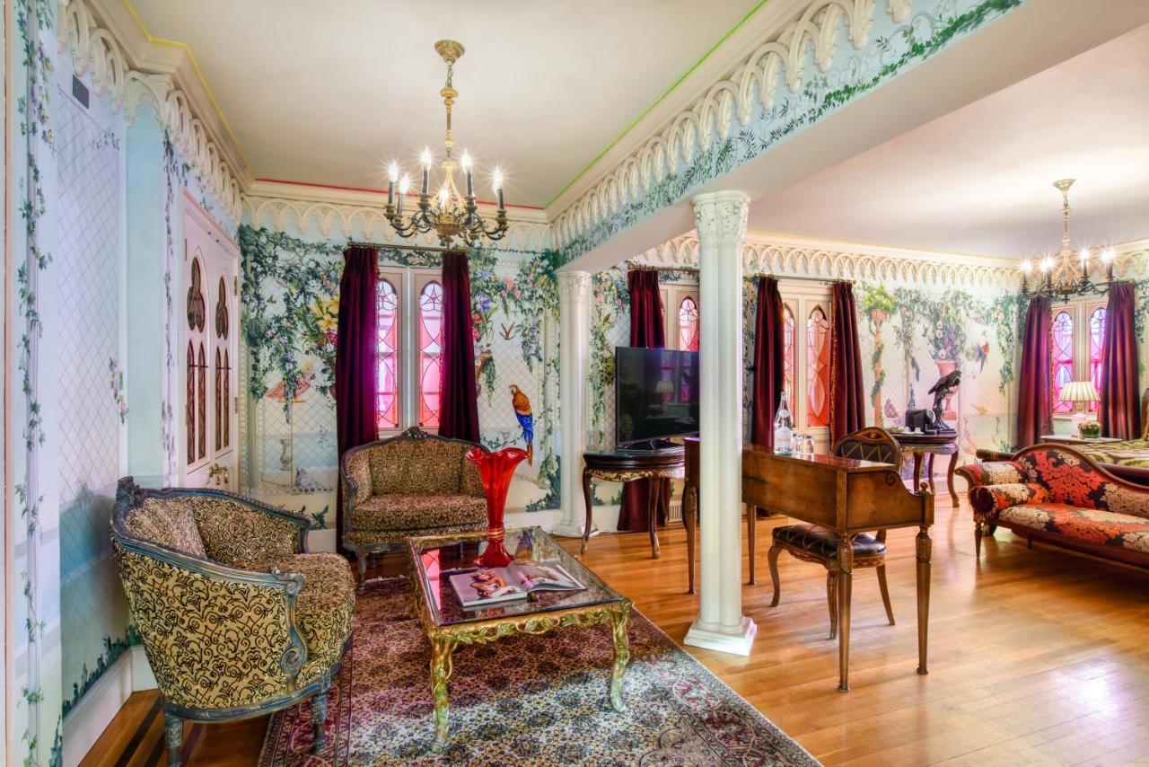 The Villa Casa Casuarina Маями Бийч Екстериор снимка