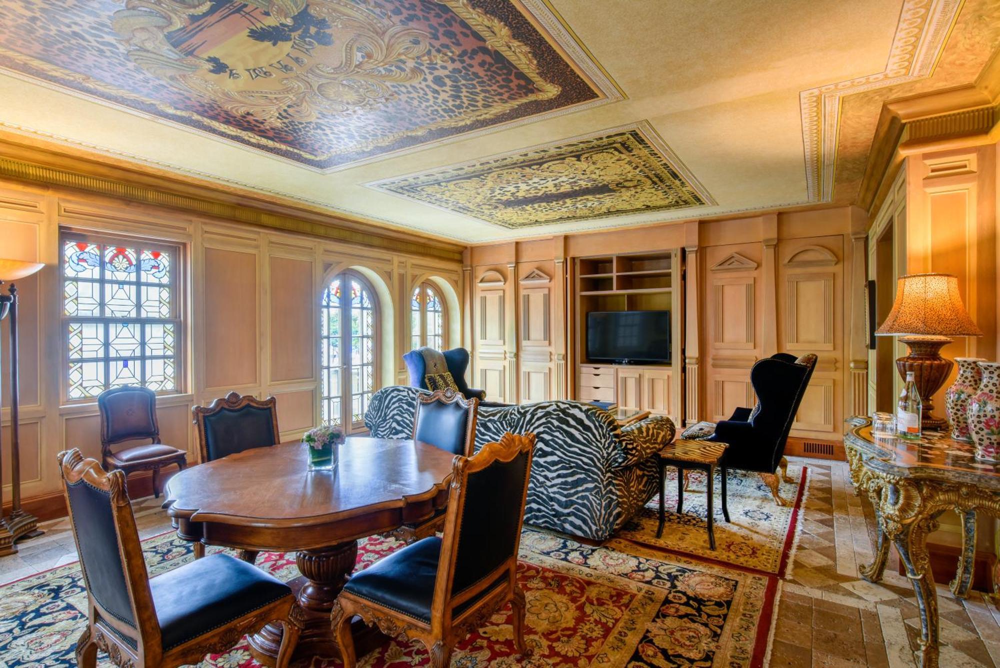 The Villa Casa Casuarina Маями Бийч Екстериор снимка
