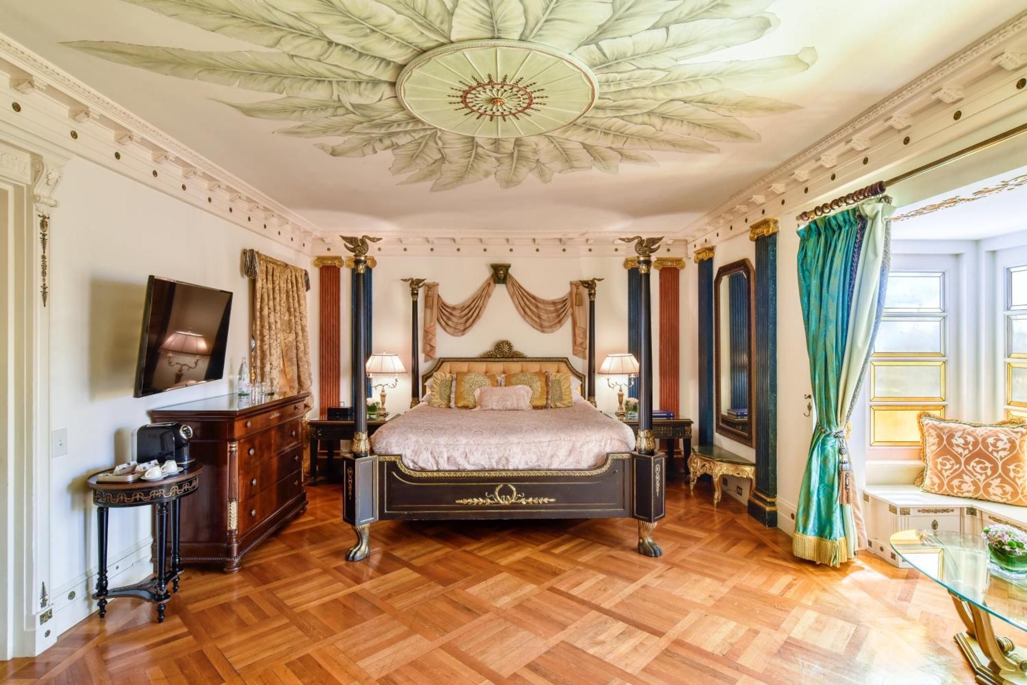 The Villa Casa Casuarina Маями Бийч Екстериор снимка