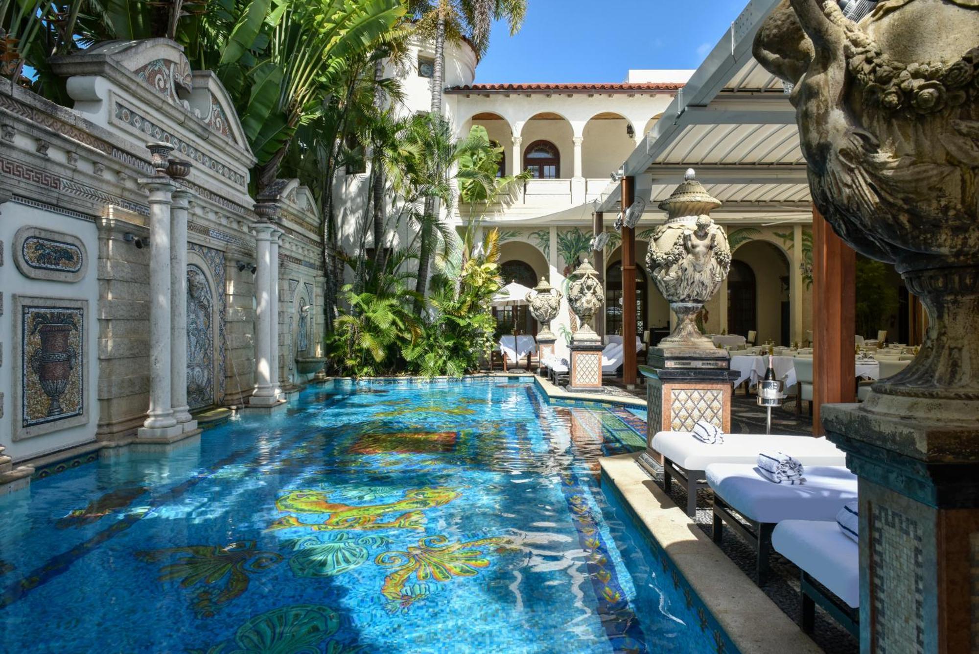 The Villa Casa Casuarina Маями Бийч Екстериор снимка