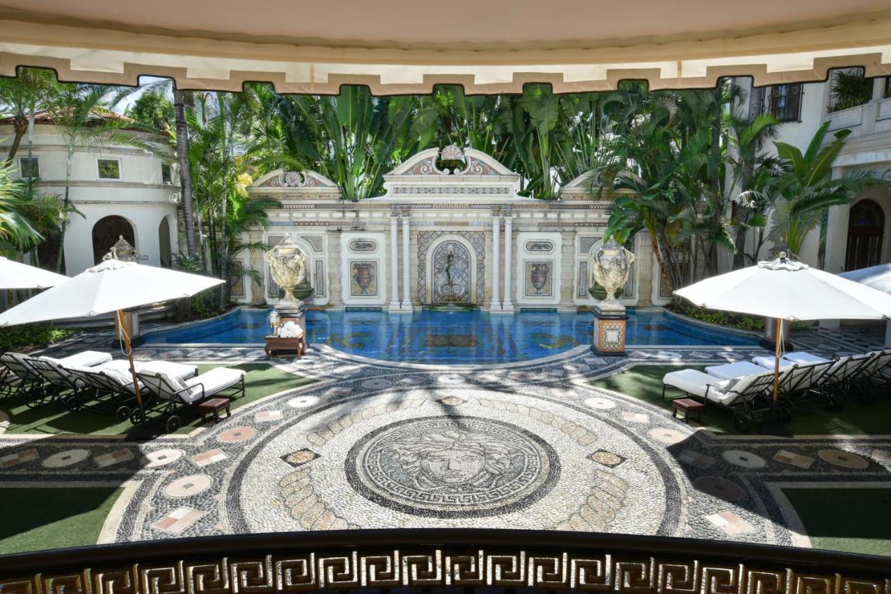 The Villa Casa Casuarina Маями Бийч Екстериор снимка